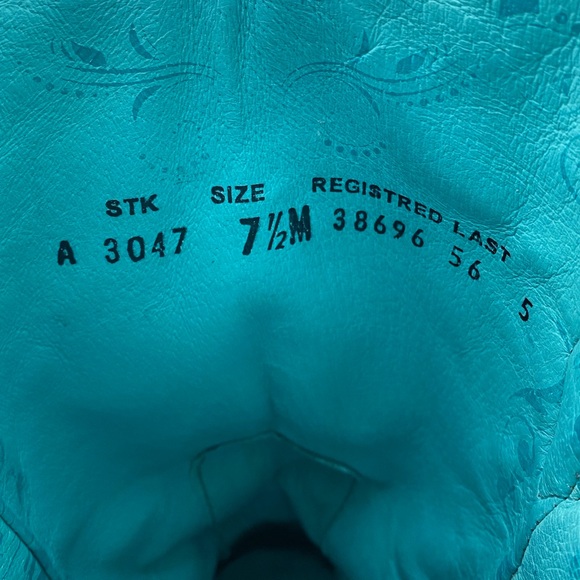 Corral Western Boot Distressed Leather Wing Embroidery Tobacco Brown 3047 Sz 7.5 - Picture 15 of 15